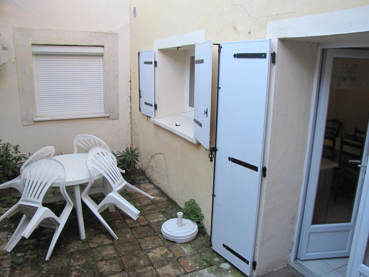 Maison De Village Entre Mer Et Montagne Roujan Esterno foto
